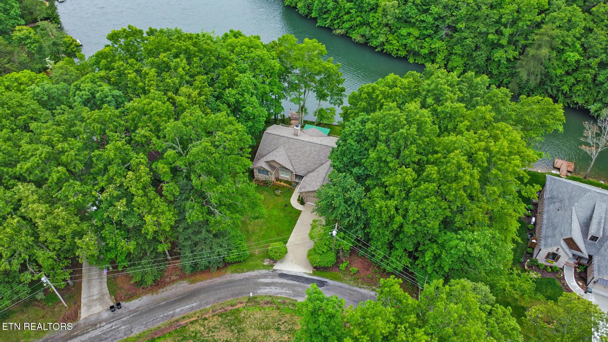 Image 4: Aerial view from street