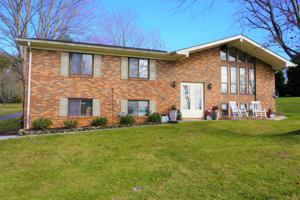 786 Lakewood Drive