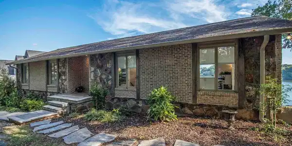 12212 Bluff Shore Drive