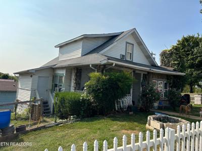 1921 Williams Ave