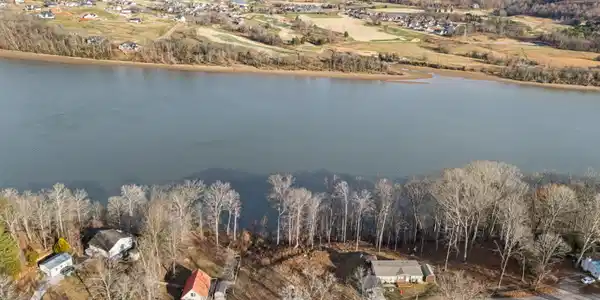 Image 3: DJI_20251212042414_0250_D