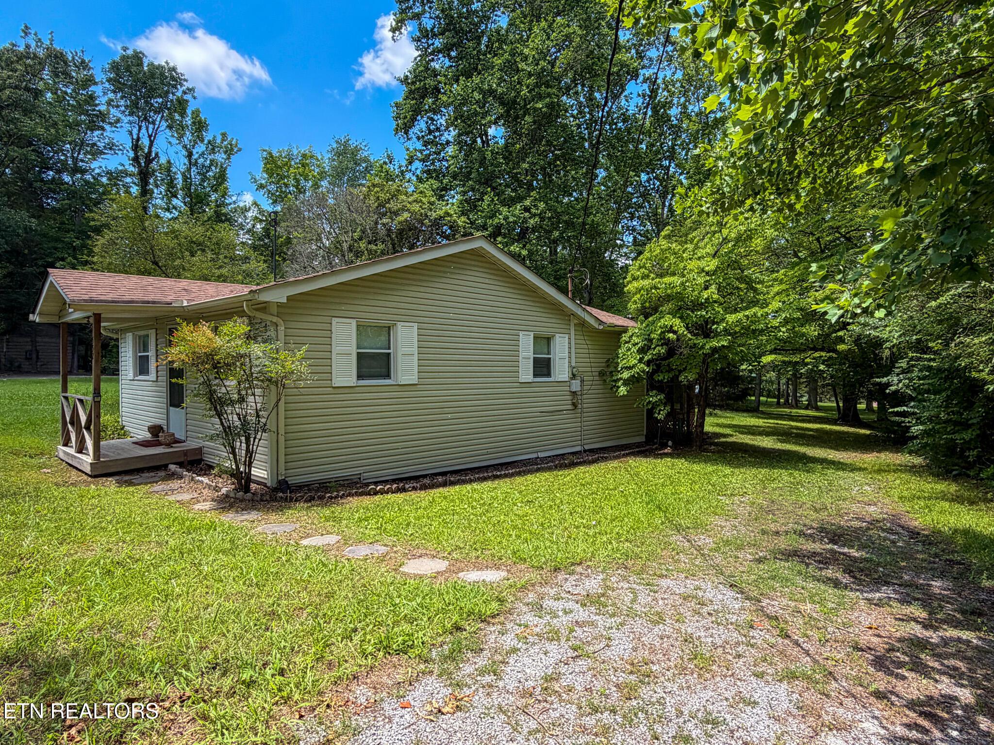 Image 2: 552 Culvahouse-3