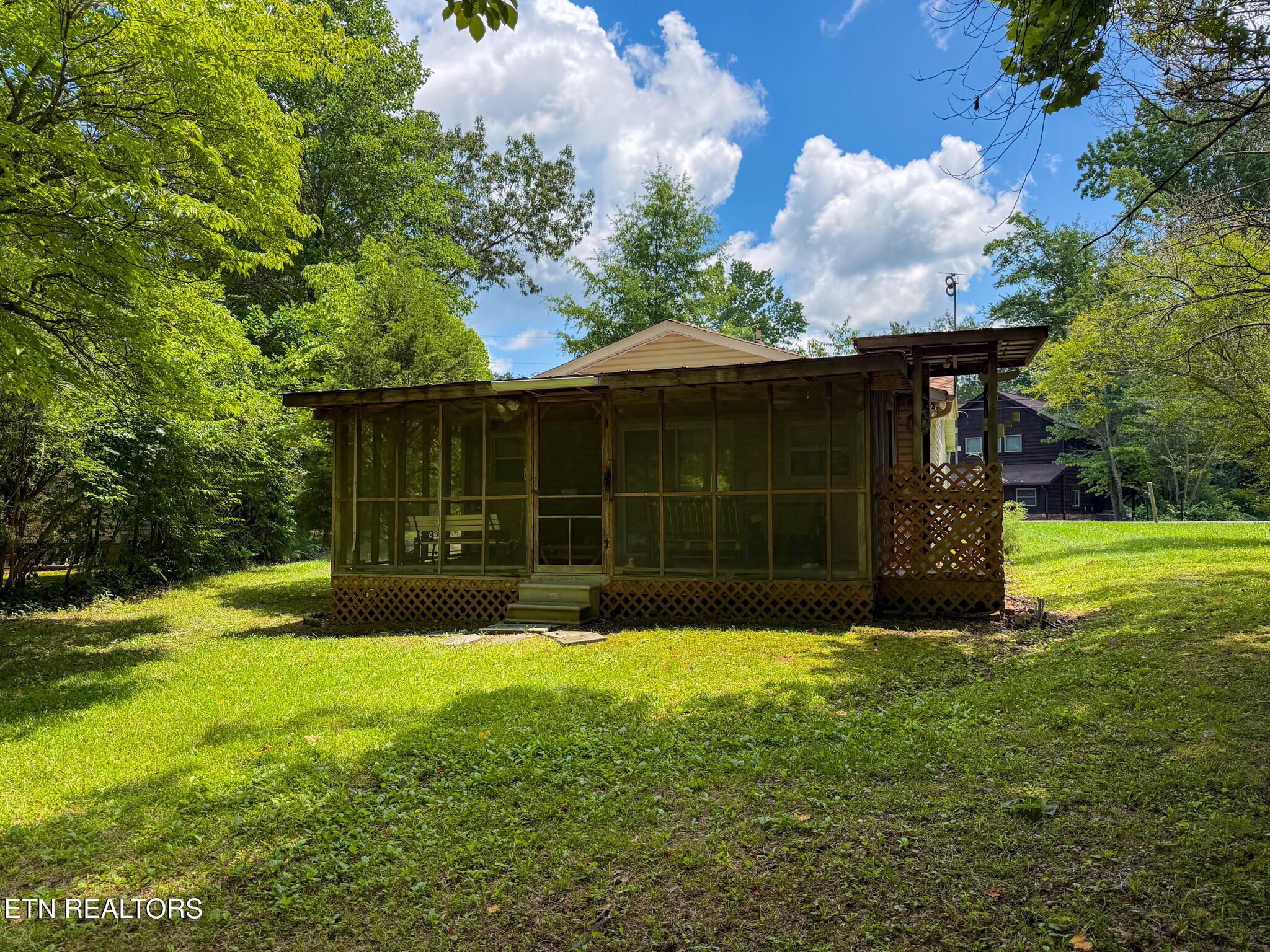 Image 3: 552 Culvahouse-5