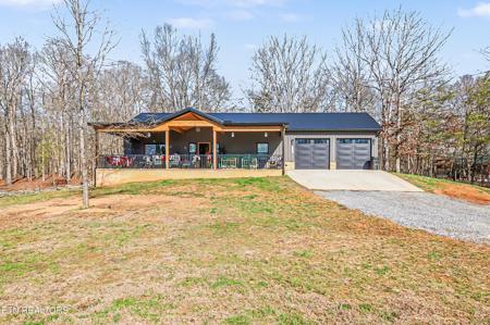 1060 Red Cloud Rd