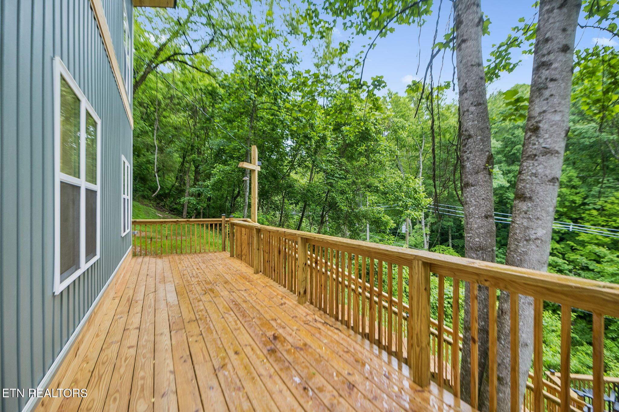 Image 4: 3-213 Hidden Valley Rd - 003