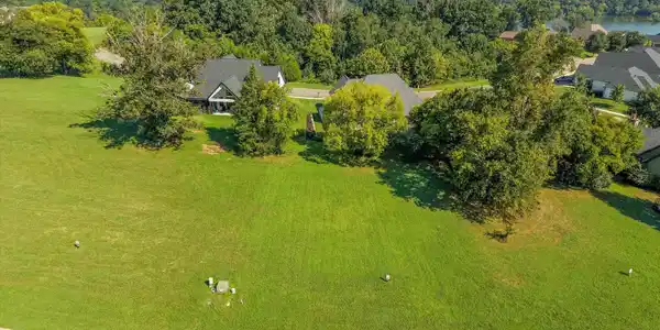 1520 Eagle Pt Drive