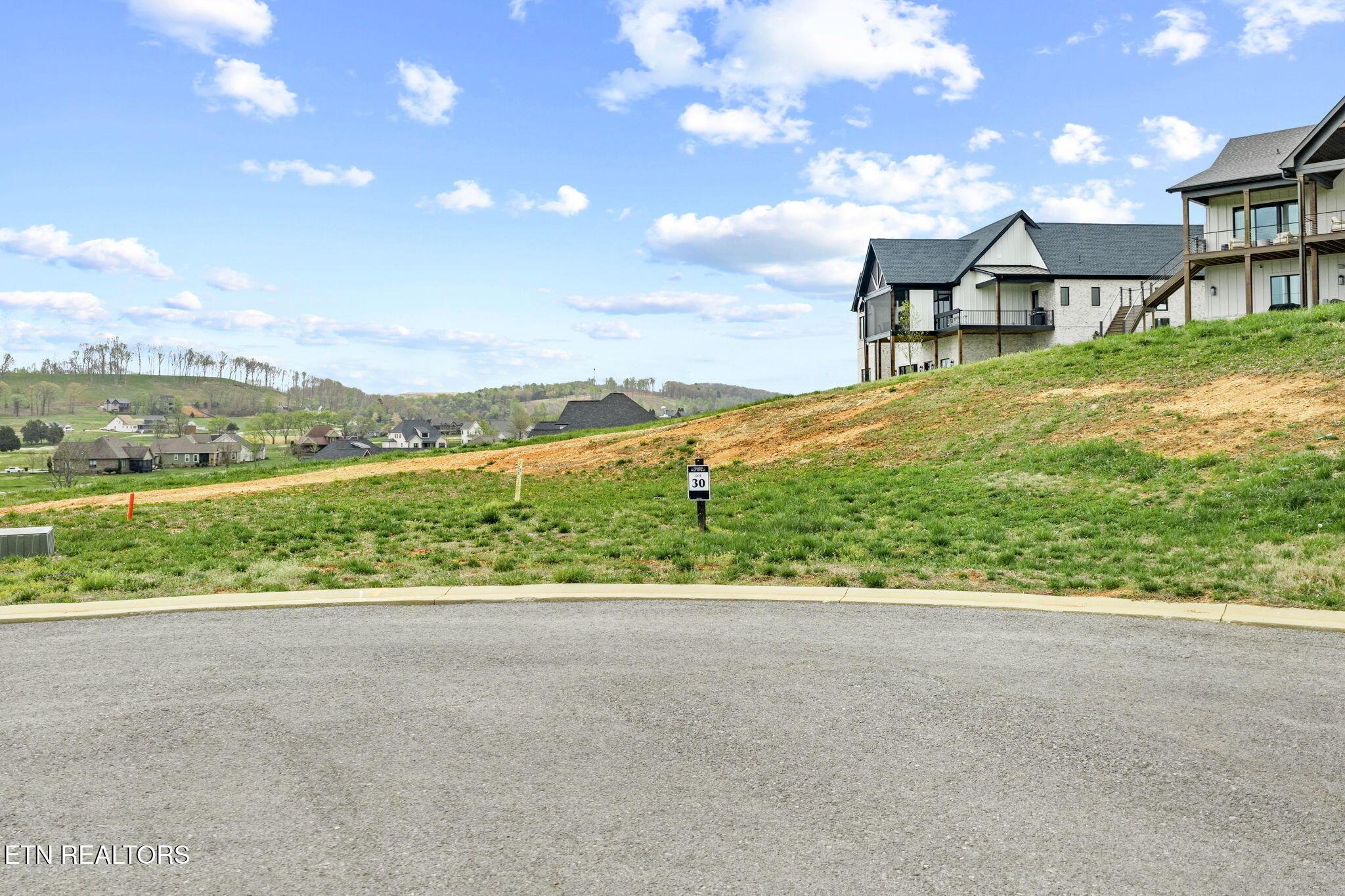 Image 1: 30-web-or-mls-1-print-378 17th Dr--3