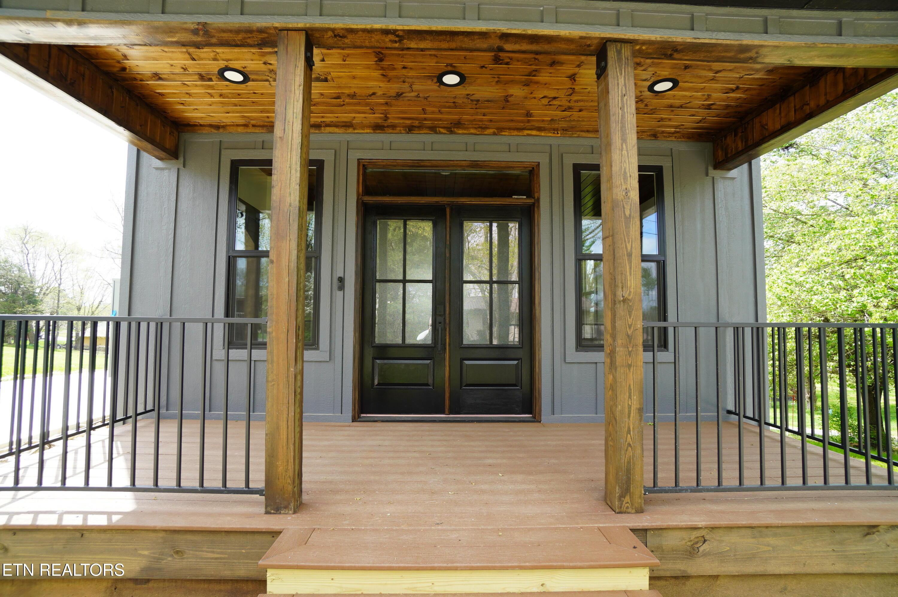 Image 4: lakewood - jbs (7)
