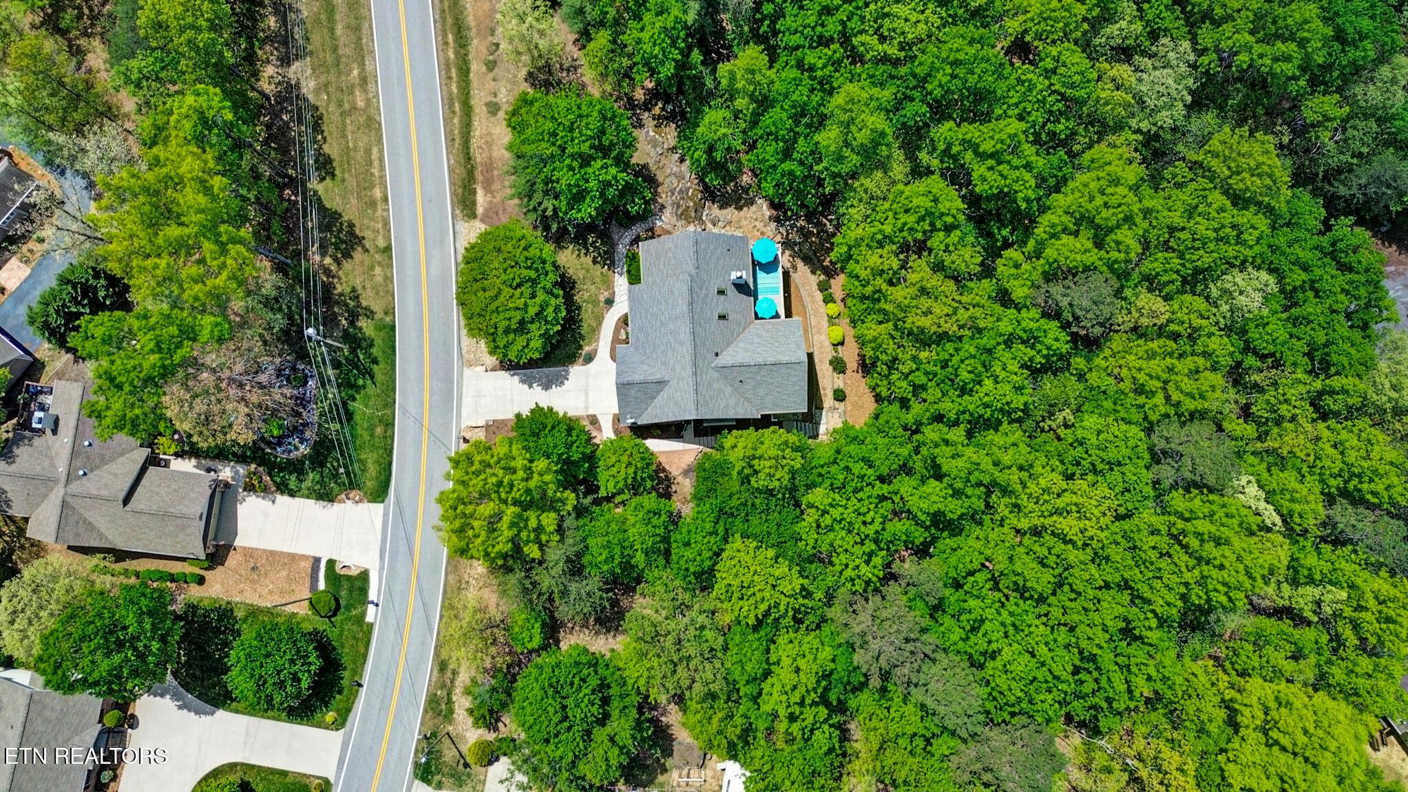 Image 3: dji_0532-dji_0534