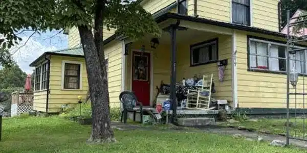 217 Walden Ave
