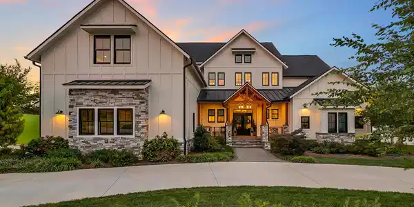 313 Spoondrift Court