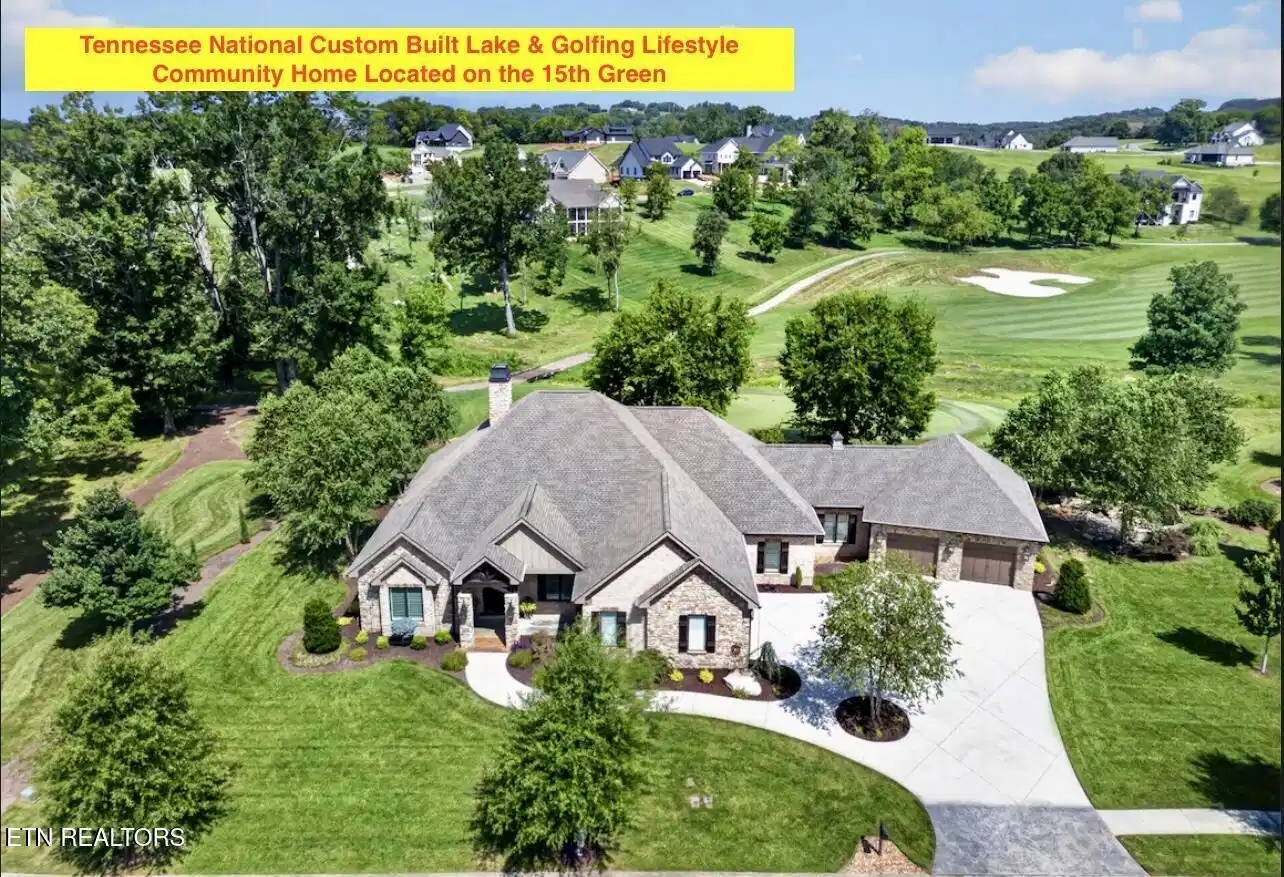 Image 1: 15th Green Golf Front Home