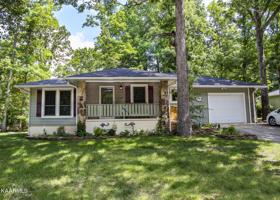 213 Lakeview Drive