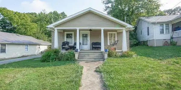 1925 Island Home Ave