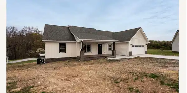 104 Overlook Drive