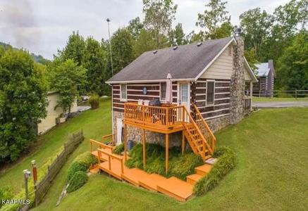 922 Campfire Point Drive