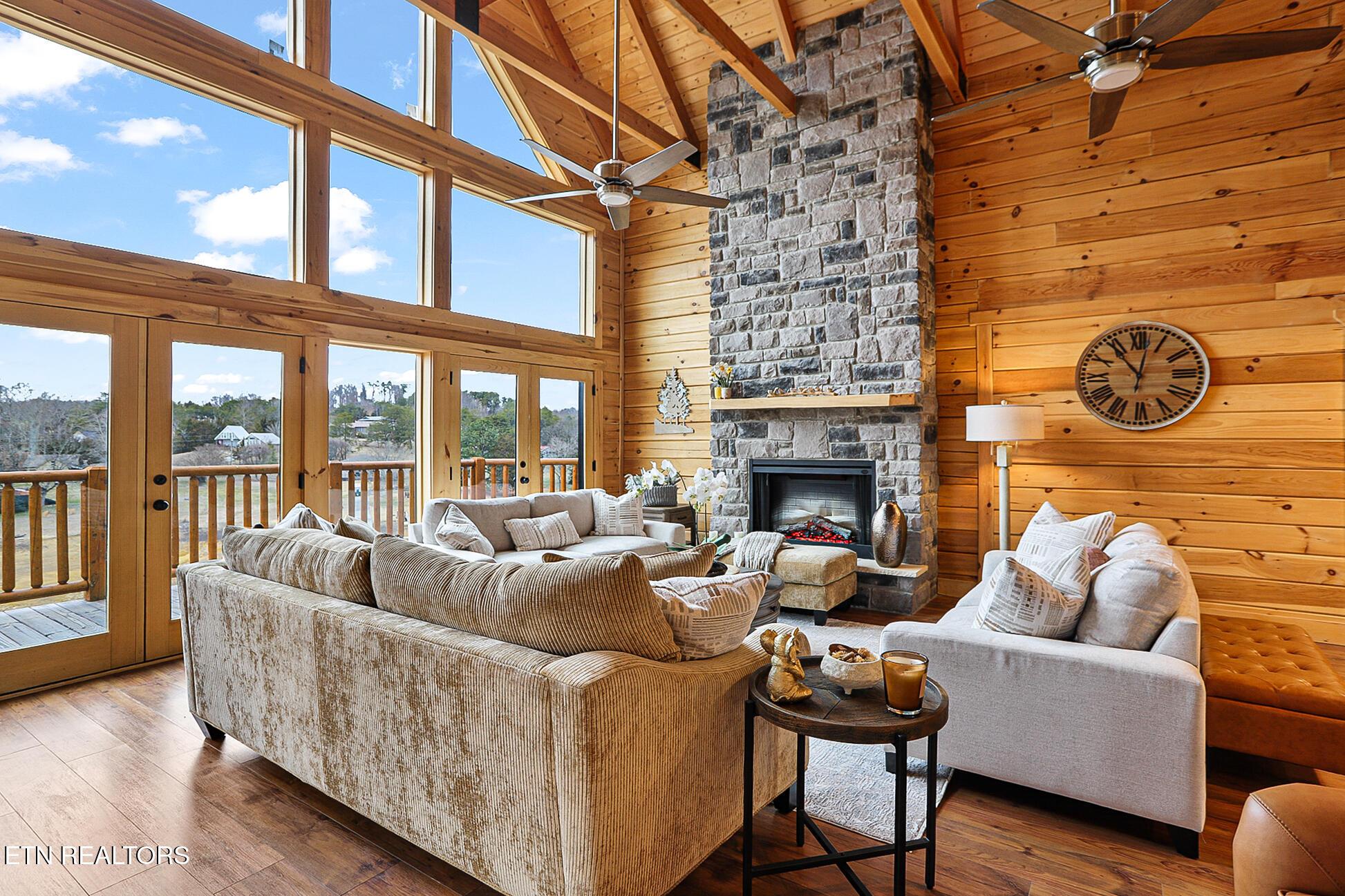 Image 2: 1144 Sanctuary Shores Way-513