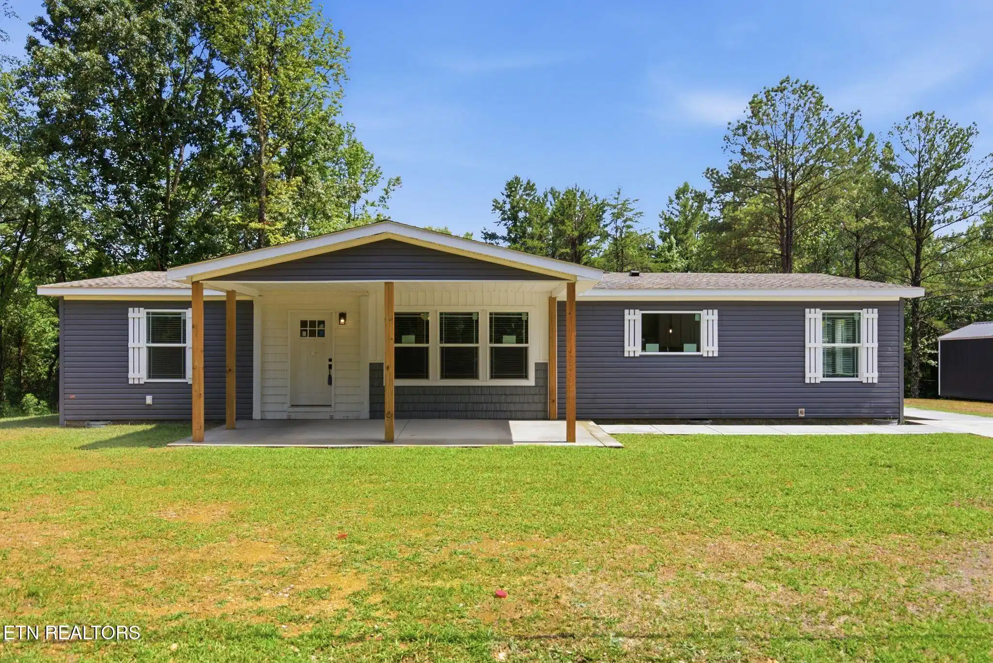 Image 1: 224 Sable Rd (2)