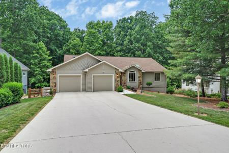 35 Pineridge Court