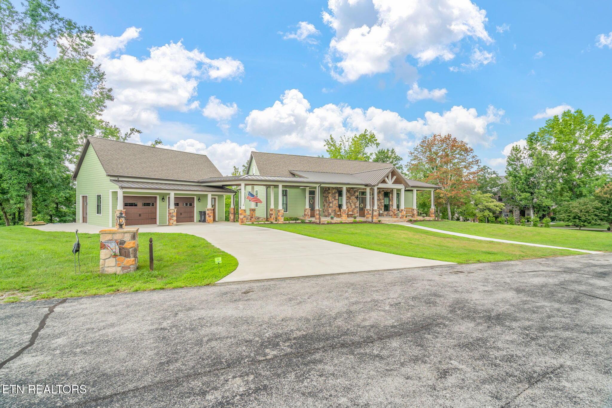 Image 3: 4-web-or-mls-111 Crane Point-2