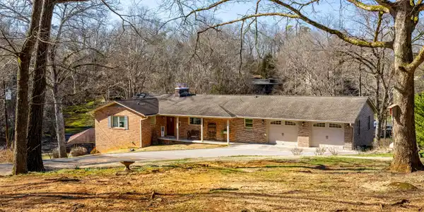 3643 Hood Circle
