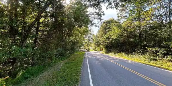 Image 4: TRact 1 PH road front 2