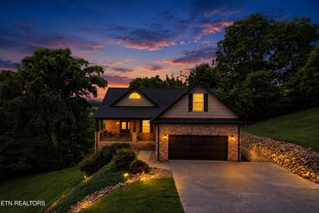731 Rock House Rd