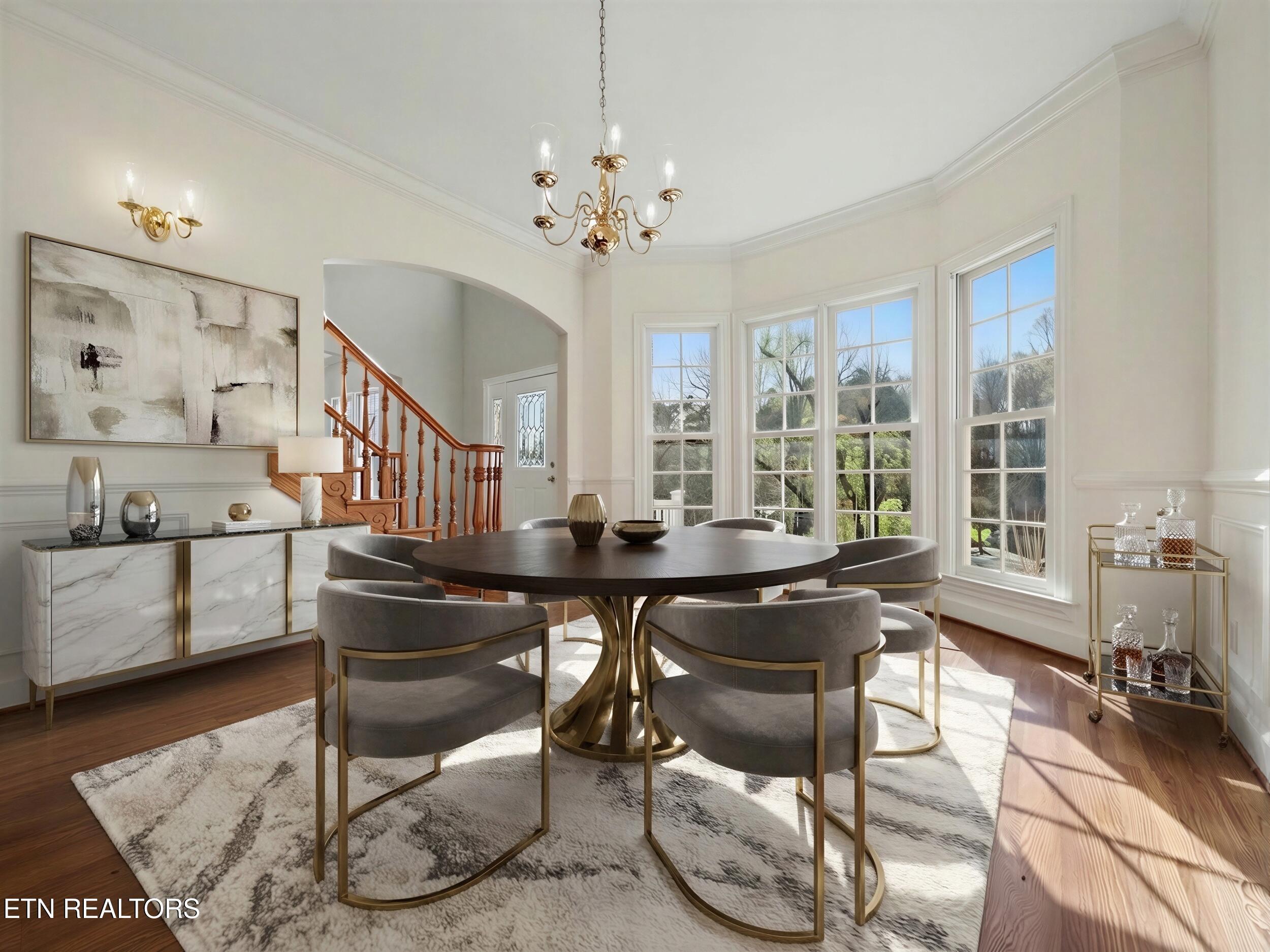 Image 3: 6_front dining room - staged