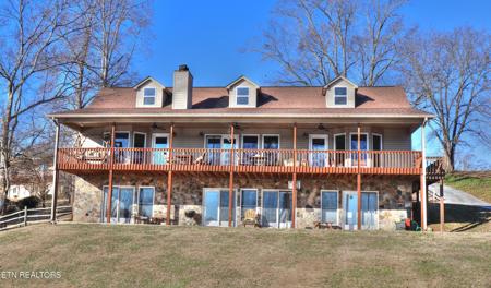 1012 Ewing Rd