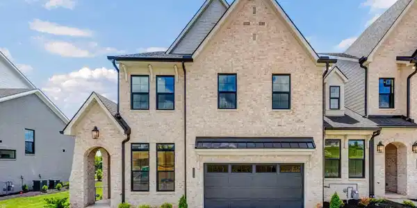 1123 Branch Hook Rd