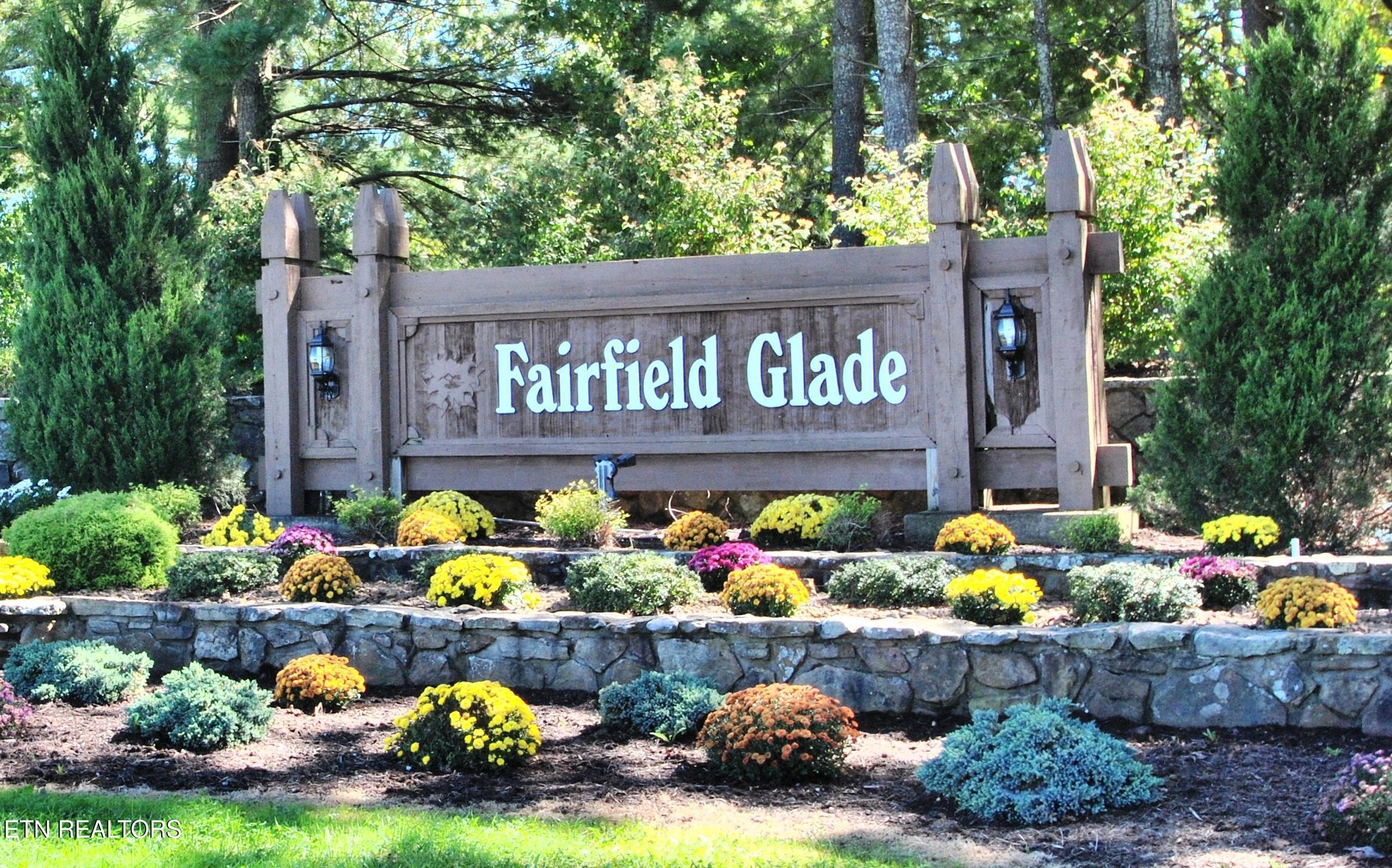 Image 2: Fairfield_Glade_Resort_Sign_Gwin_Realty_