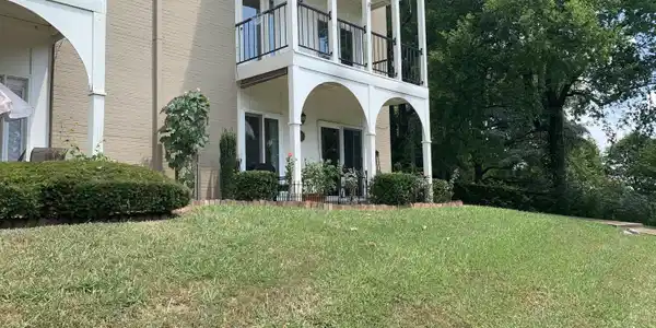 5709 Lyons View Pike