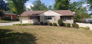 207 Elm St