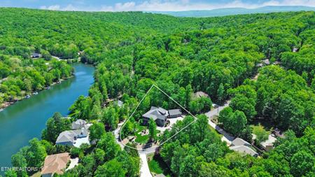 142 Pineridge Loop