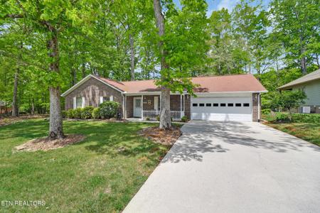 321 Lakeview Drive