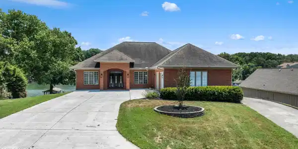3640 Sandy Shore Drive