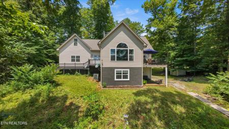 680 Crestwood Drive