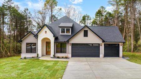 203 Chatuga Way