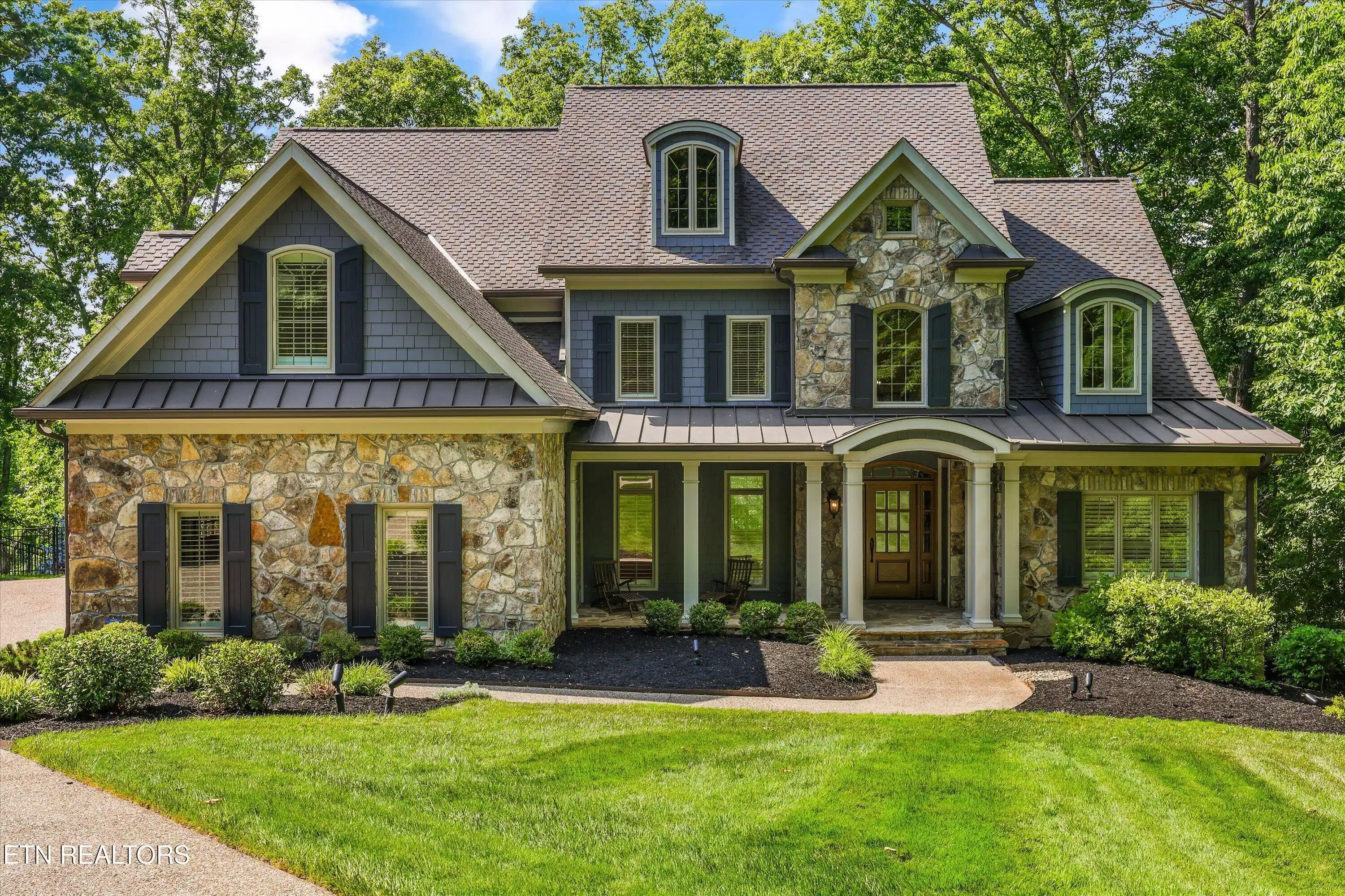 Image 1: 2533 Woodland Reserve Ln