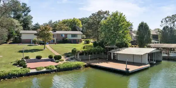 859 Collie Cove Court