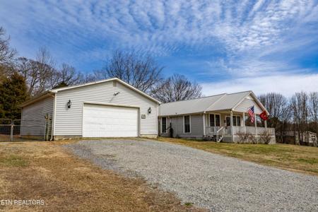 631 Pin Hook Rd