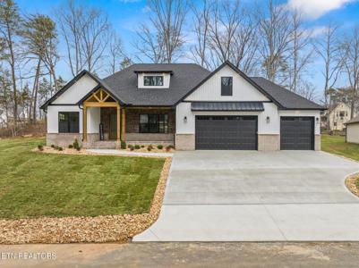 226 Elohi Way