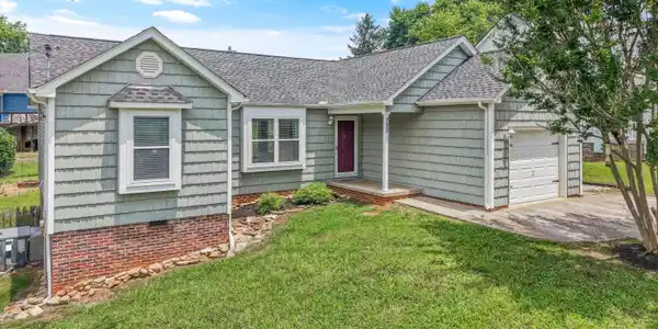 733 Summerdale Drive