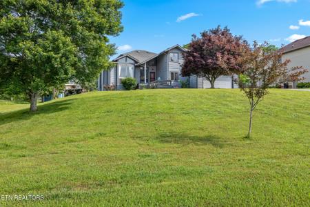 1290 Fairway Drive