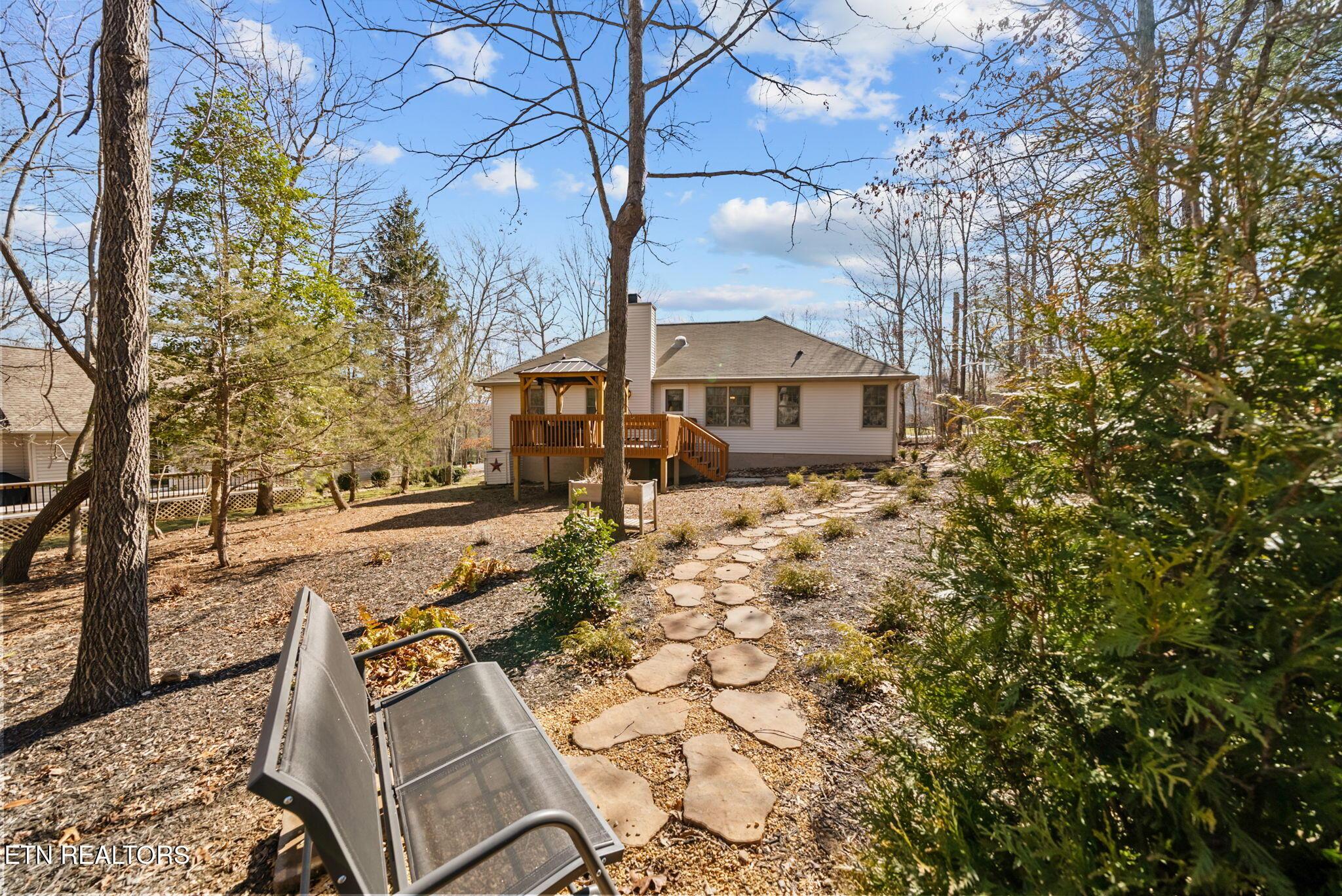 Image 2: 10-web-or-mls-DSC03340