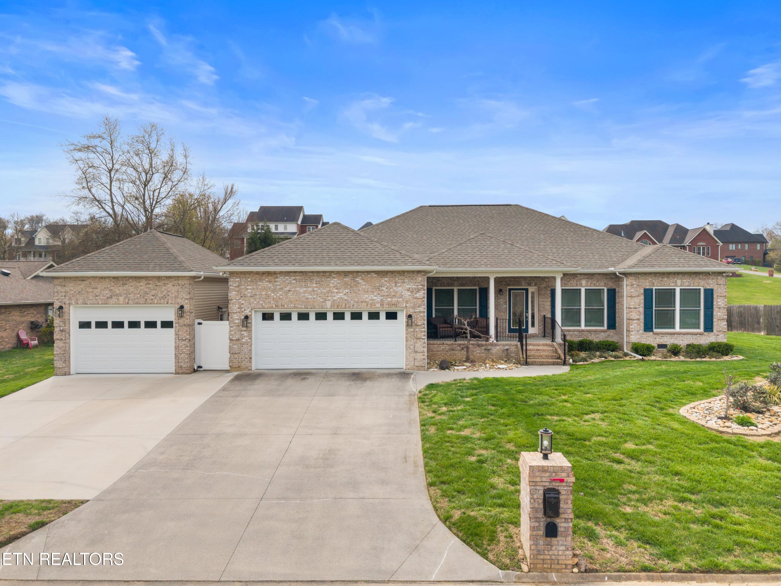 Image 1: 002-1410RiverRunCircle-Sevierville-TN-37