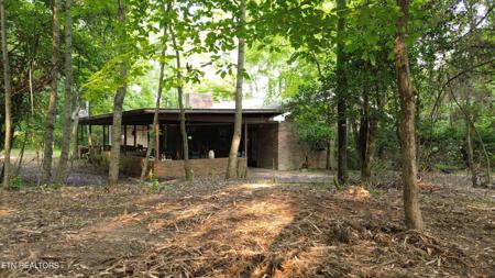 276 Oak Drive