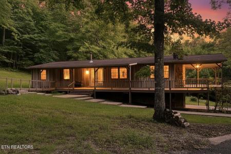 555 Lake Lane