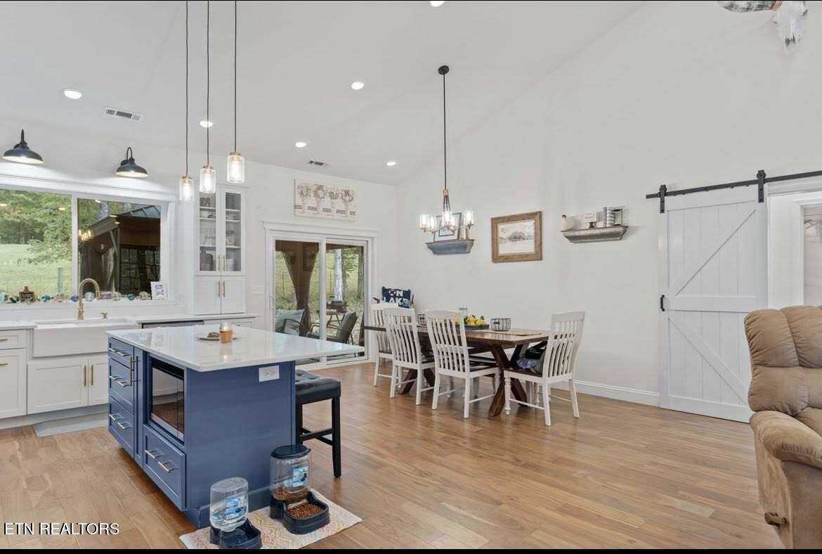 Image 4: 574953263_821323707527214_23032429452870