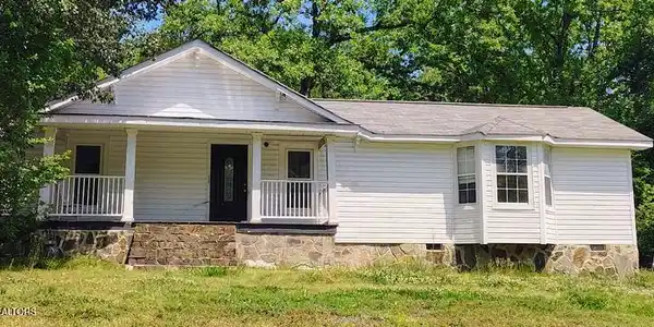 1421 Garrison Rd